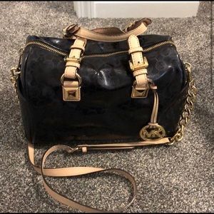 Michael kors crossbody!